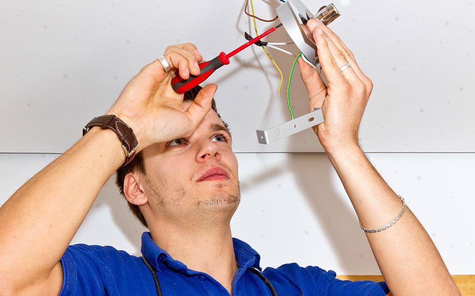 technicien électricien Magny-les-Hameaux